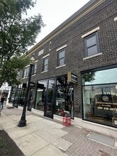 14-20 W Main St, Carmel, IN à louer Photo de l’immeuble– Image 1 sur 17