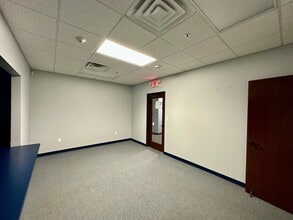 28533 Spring Trails Rdg, Spring, TX à louer Photo intérieure– Image 1 sur 7