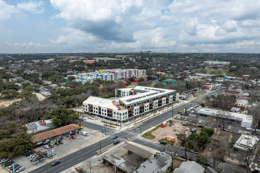 2209 S First St, Austin, TX à vendre - Photo principale – Image 1 sur 83