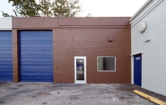 Plus de détails pour 15900-15998 NW 48th Ave, Miami Gardens, FL - Industriel/Logistique à louer