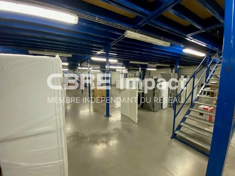 Local d’activités dans Sennecey-lès-Dijon à louer - Photo de l’immeuble – Image 3 sur 12