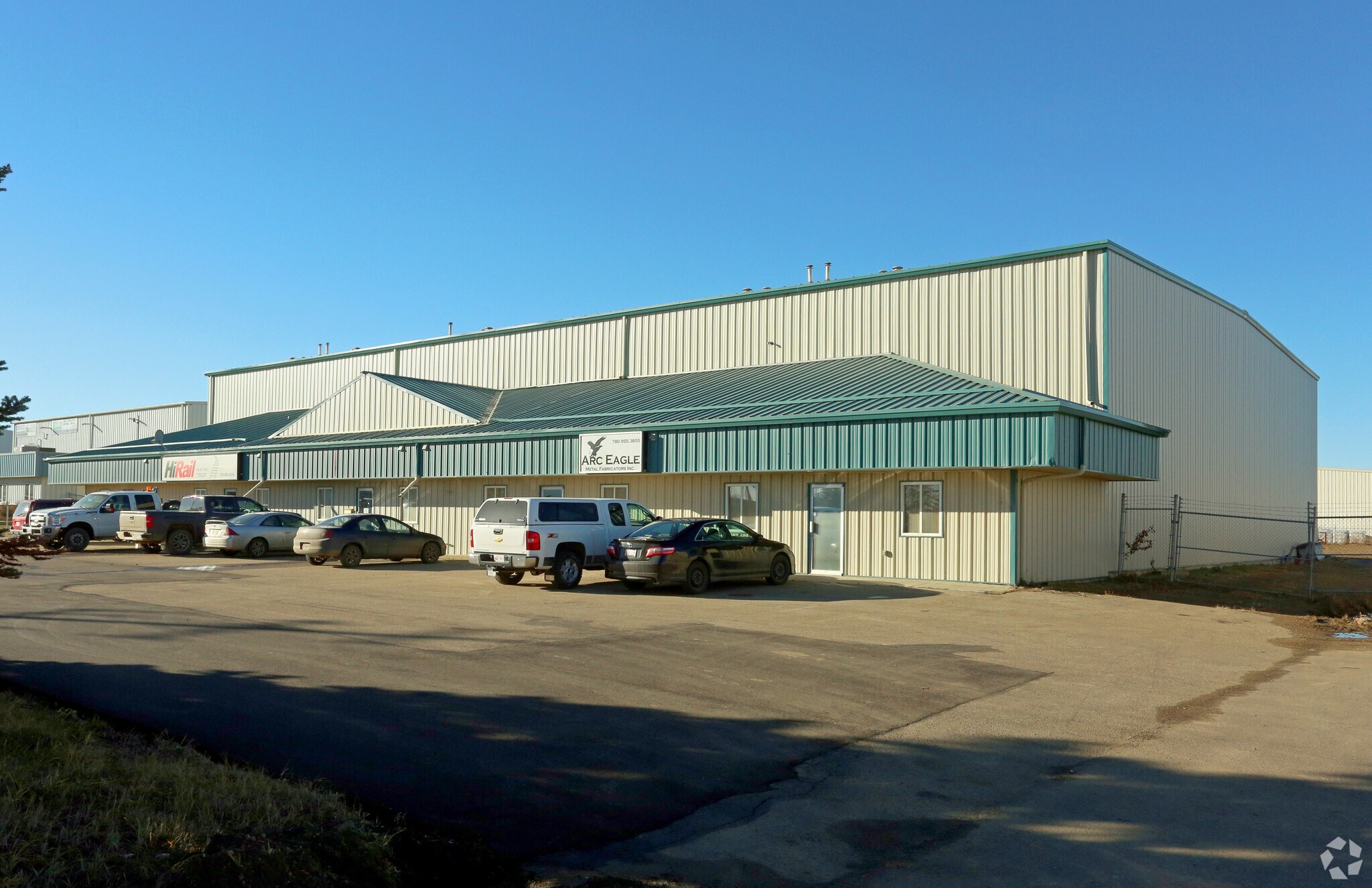 1202 5th St, Nisku, AB à louer Photo principale– Image 1 sur 3