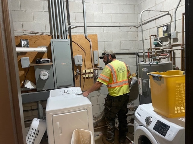 421 5th St, Centuria, WI à vendre - Photo intérieure – Image 3 sur 19