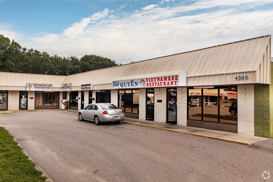 4505 Park Blvd N, Pinellas Park, FL à louer - Photo de l’immeuble – Image 2 sur 4