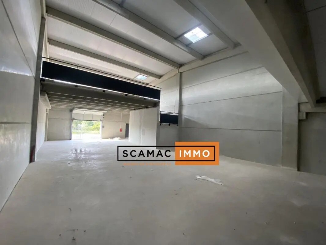 Industriel/Logistique dans Cuers à louer Photo intérieure– Image 1 sur 5