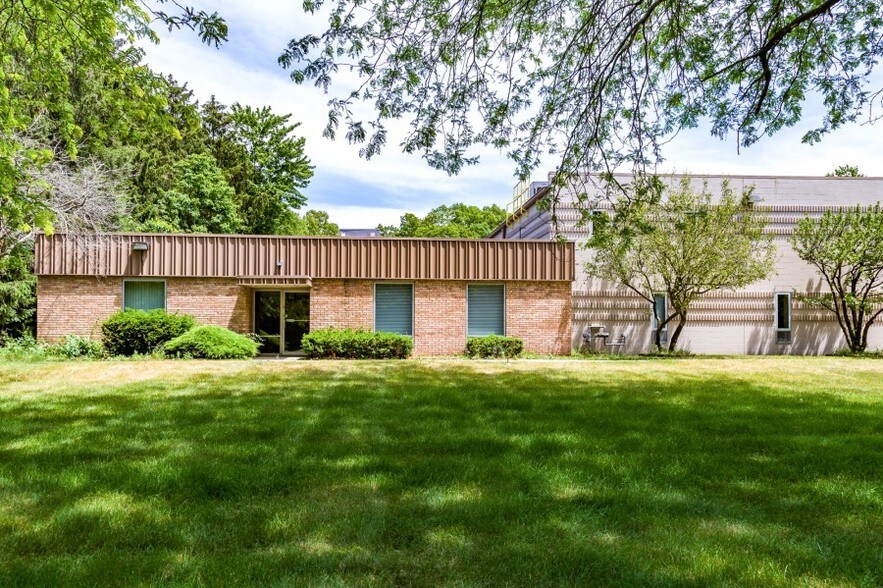 100 Anchor Rd, Michigan City, IN à louer - Photo principale – Image 2 sur 10