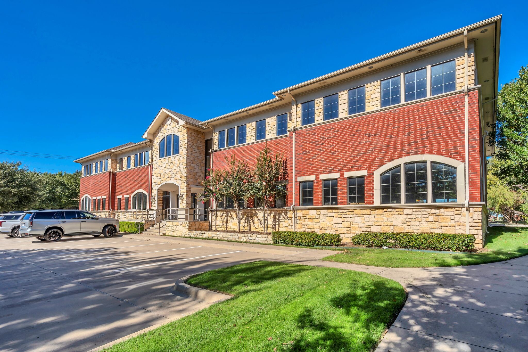 6240 N Beach St, Fort Worth, TX à louer Photo de l’immeuble– Image 1 sur 7