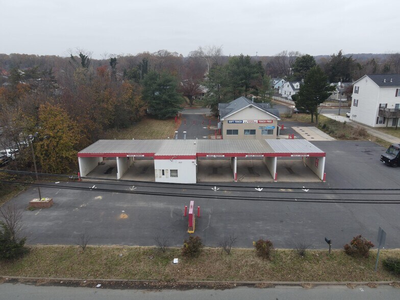 1603 Dixon St, Fredericksburg, VA à louer - Photo de l’immeuble – Image 2 sur 11