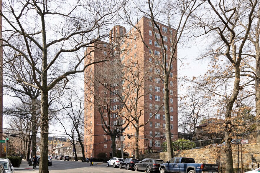 3835-3845 Sedgwick Ave, Bronx, NY à louer - Photo de l’immeuble – Image 2 sur 31
