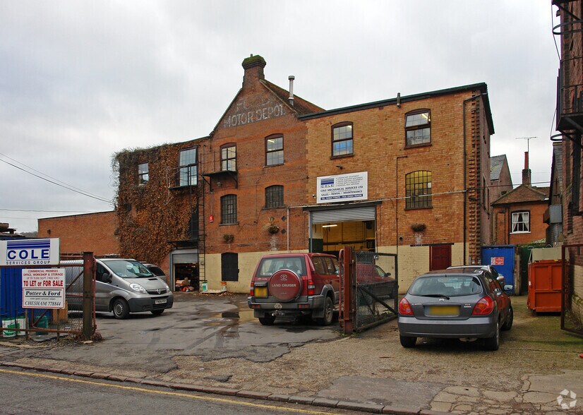 99 Waterside, Chesham à vendre - Photo de l’immeuble – Image 3 sur 3