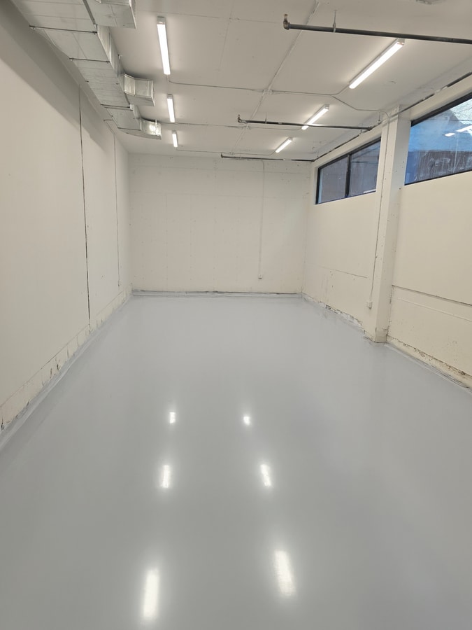 83 Thompson St, New York, NY 10012 - Lot CF -  - Photo intérieure - Image 1 of 4