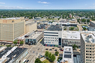 100 W College Ave, Appleton, WI - Vue aérienne vue de carte - Image1