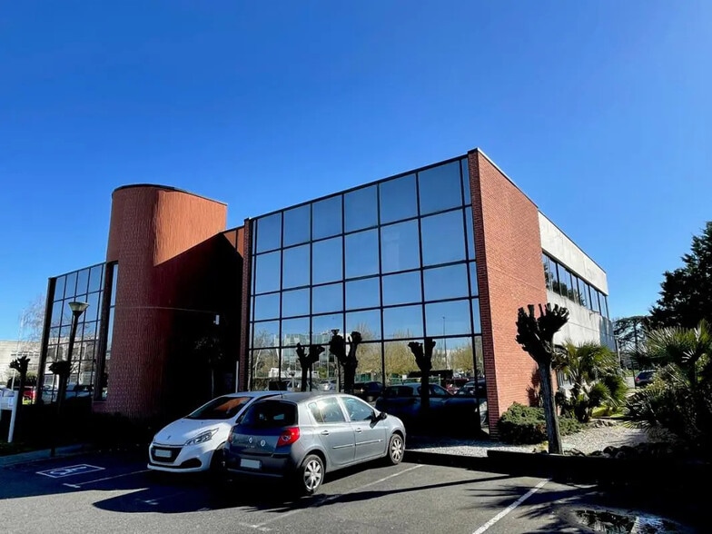 13 Rue Michel Labrousse, Toulouse à louer - Photo de l’immeuble – Image 1 sur 8