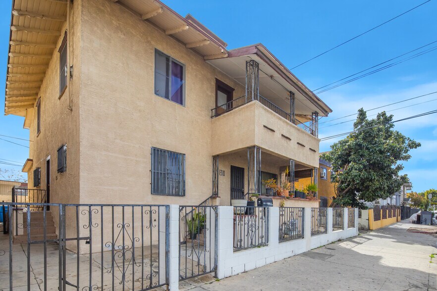 2596 W Pico Blvd, Los Angeles, CA à vendre - Photo de l’immeuble – Image 2 sur 3
