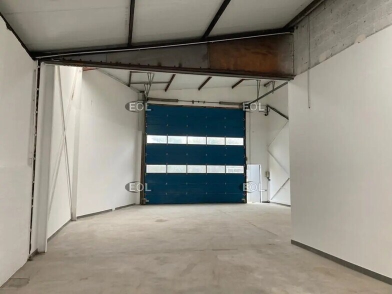 Local d’activités dans Sucy-en-Brie à louer - Photo intérieure – Image 3 sur 4