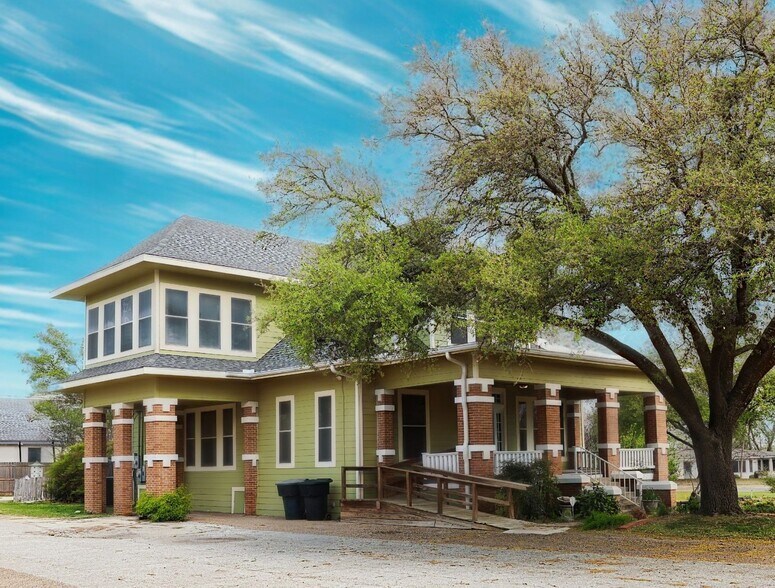 802 S 37th St, Temple, TX à vendre - Photo de l’immeuble – Image 3 sur 17