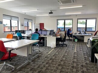 Plus de détails pour Nursery Rd, North Leigh - Bureau à louer