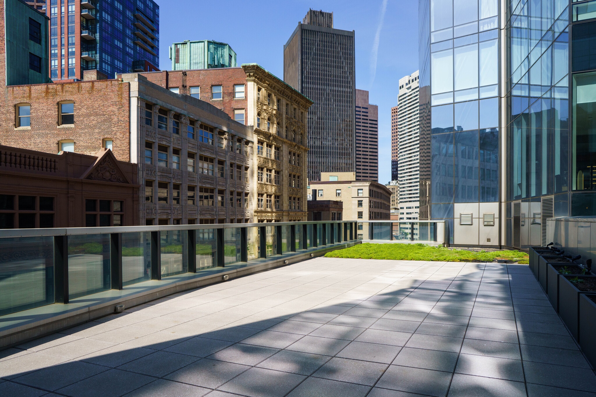 10 Summer St, Boston, MA à louer Photo de l’immeuble– Image 1 sur 2