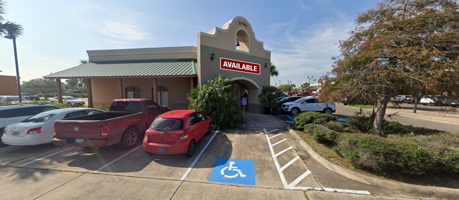 2501 Paredes Line Rd, Brownsville, TX à louer Photo principale– Image 1 sur 6