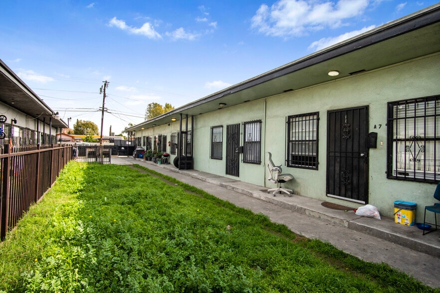 15412 S Atlantic Ave, Compton, CA à vendre - Photo principale – Image 1 sur 13