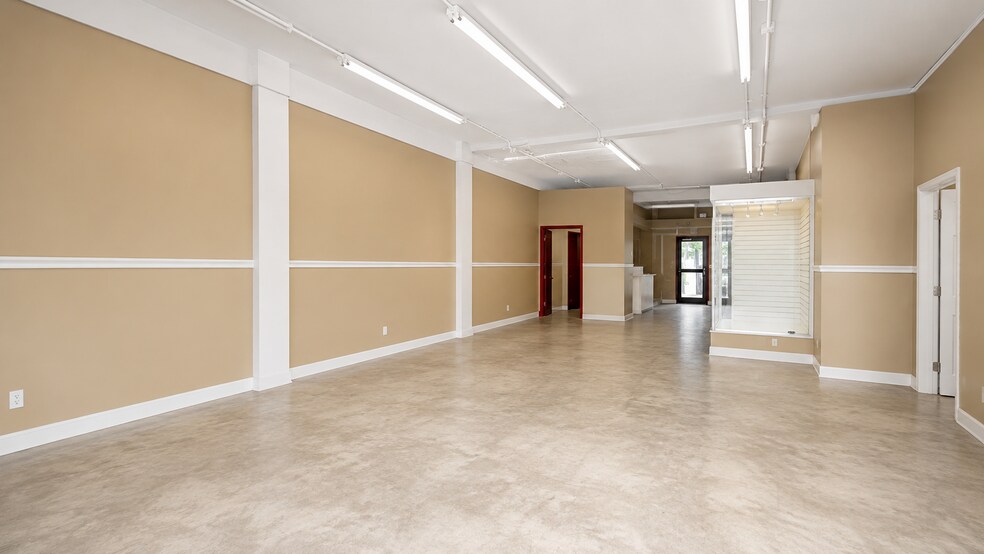 190 NE 56th St, Miami, FL à louer - Photo de l’immeuble – Image 3 sur 3
