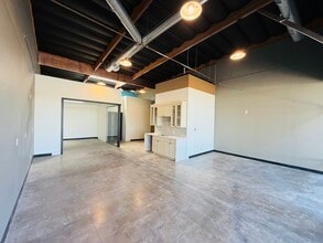 11305 Rancho Bernardo Rd, San Diego, CA à louer Photo intérieure– Image 2 sur 6