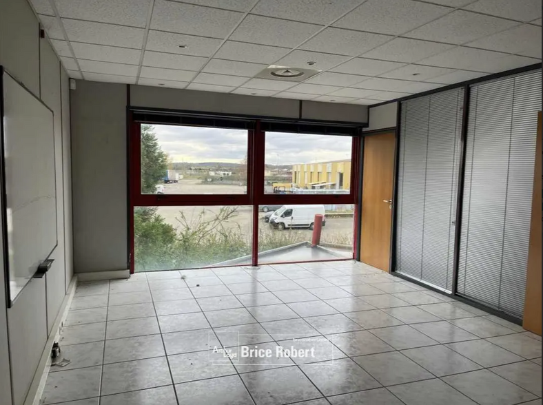 32 Rue Du Claret, Charvieu-Chavagneux à vendre - Photo intérieure – Image 1 sur 4