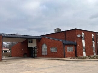 Plus de détails pour 110 Independence Ave, Kennett, MO - Hôtellerie à vendre