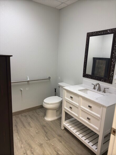 17880 Toledo Blade Blvd, Port Charlotte, FL à louer - Photo intérieure – Image 3 sur 17