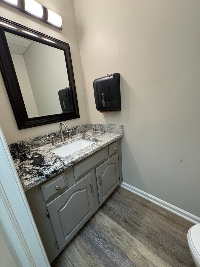 4466 Darrow Rd, Stow, OH 44224 - Lot 11 - - Photo intérieure - Image 2 of 21