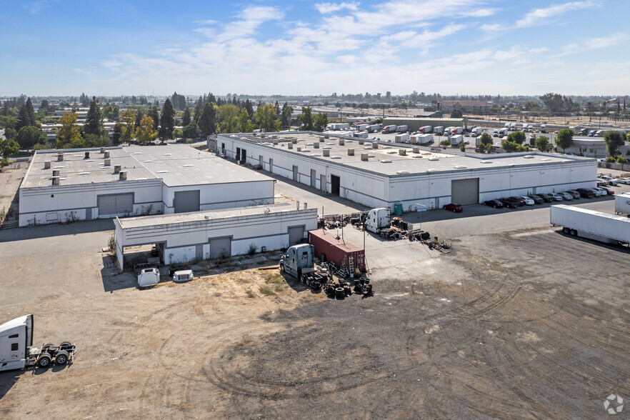 5333 N Cornelia Ave, Fresno, CA à louer - Photo de l’immeuble – Image 3 sur 8