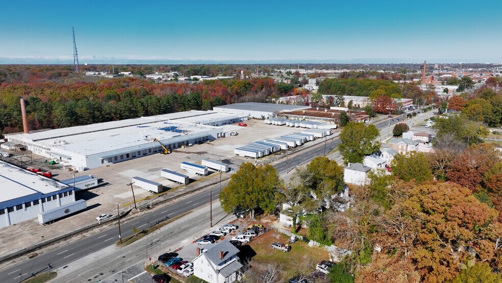 1700 Richmond Hwy, Richmond, VA à vendre - ProVideo LoopNet – Image 2 sur 17