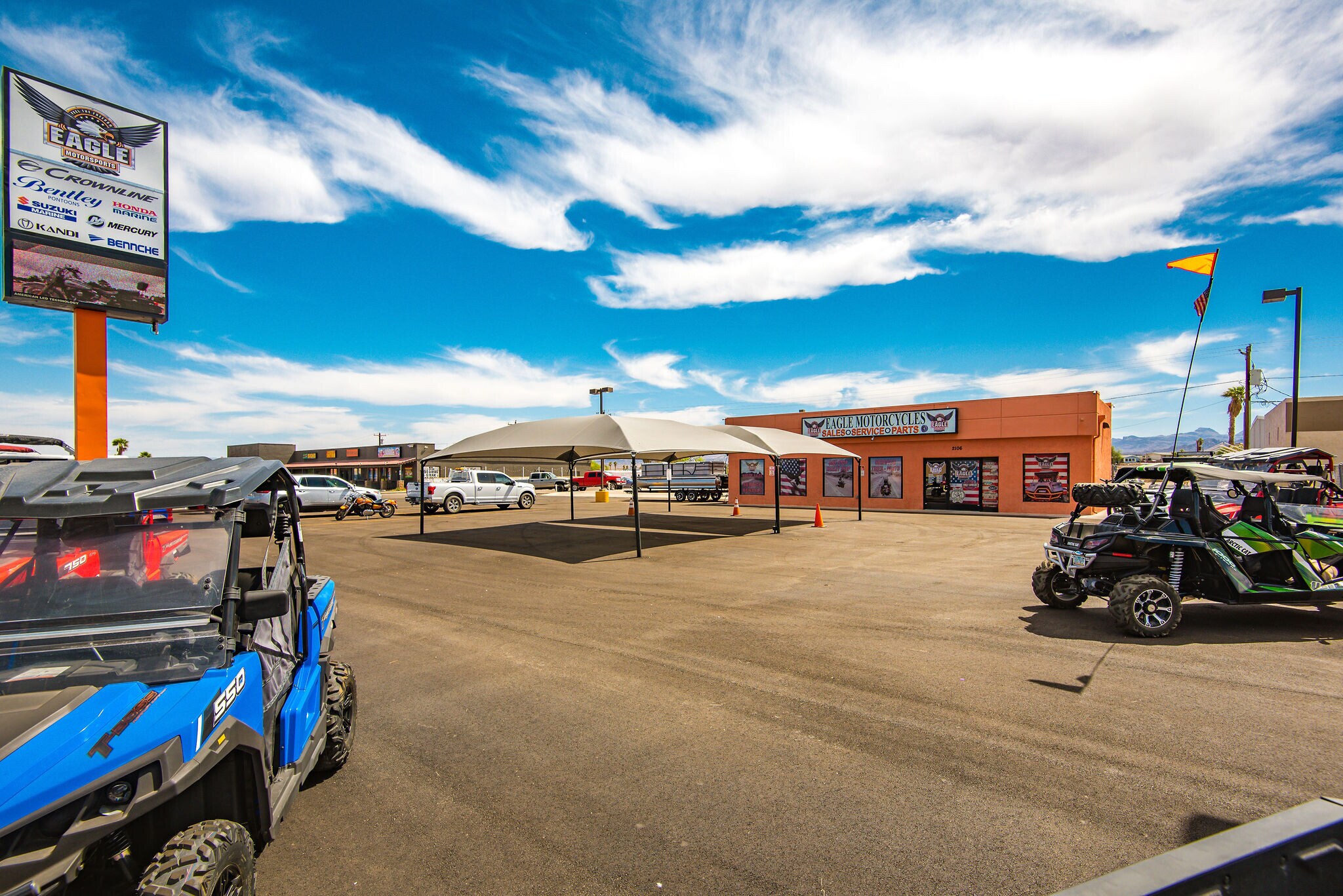 2106 Highway 95, Bullhead City, AZ à vendre Photo de l’immeuble– Image 1 sur 83