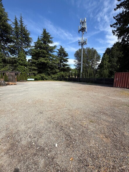 12218 51st Pl, Tukwila, WA à louer - Photo de l’immeuble – Image 3 sur 3