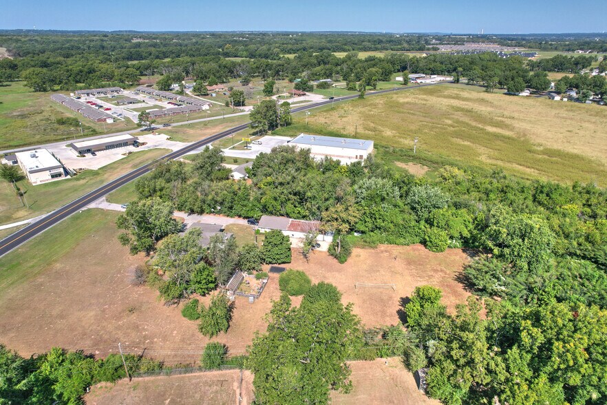 16855 S Memorial Dr, Bixby, OK à vendre - Photo de l’immeuble – Image 2 sur 5