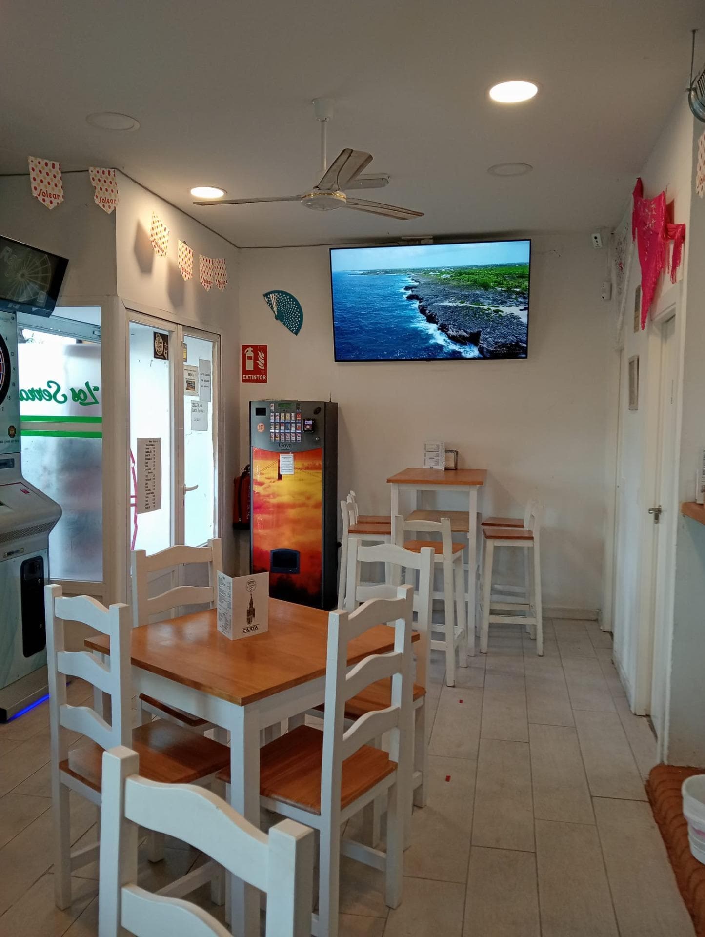 Local commercial dans Móstoles, Madrid à louer Photo intérieure– Image 1 sur 5