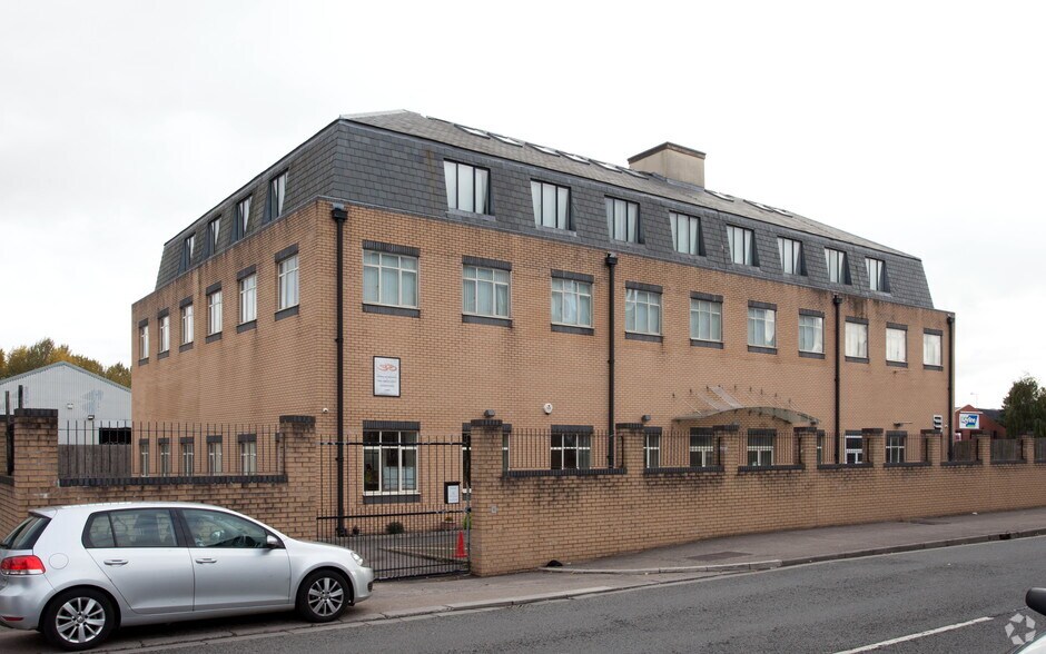 Lewis Rd, Cardiff à louer - Photo principale – Image 1 sur 2