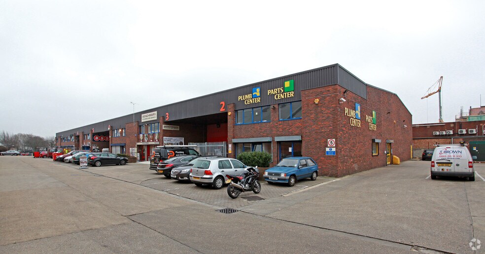 307-309 Merton Rd, Londres à louer - Photo de l’immeuble – Image 2 sur 4
