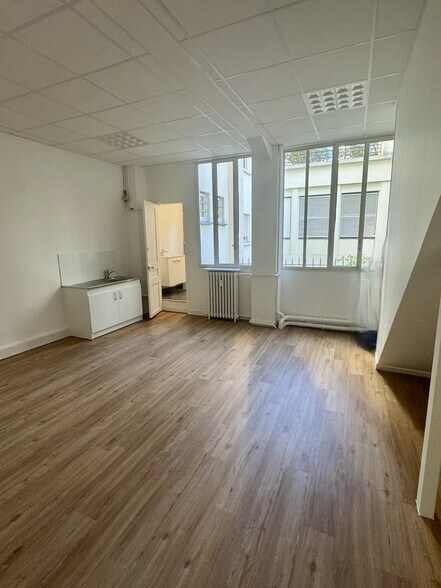 Bureau dans Paris à louer - Photo de l’immeuble – Image 3 sur 6