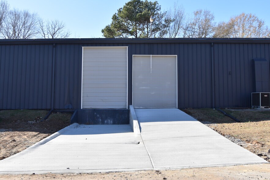 4263 Underwood Industrial Dr, Birmingham, AL à vendre - Photo de l’immeuble – Image 2 sur 13