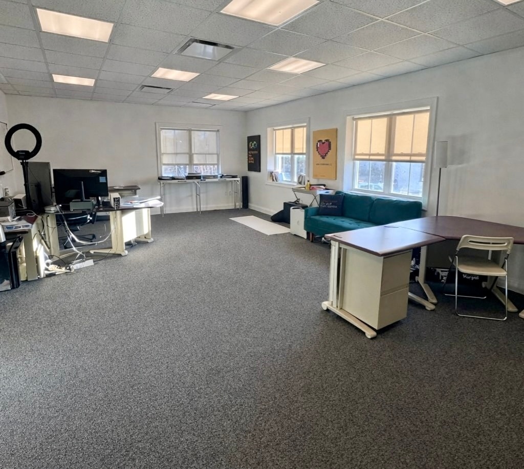 133 E Putnam Ave, Cos Cob, CT à louer Photo intérieure– Image 1 sur 3