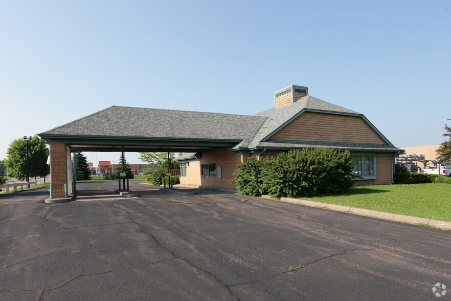 3701 Tower Ave, Superior, WI à vendre - Photo de l’immeuble – Image 3 sur 5
