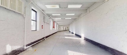 305 E 182nd St, Bronx, NY à vendre Photo intérieure– Image 2 sur 4