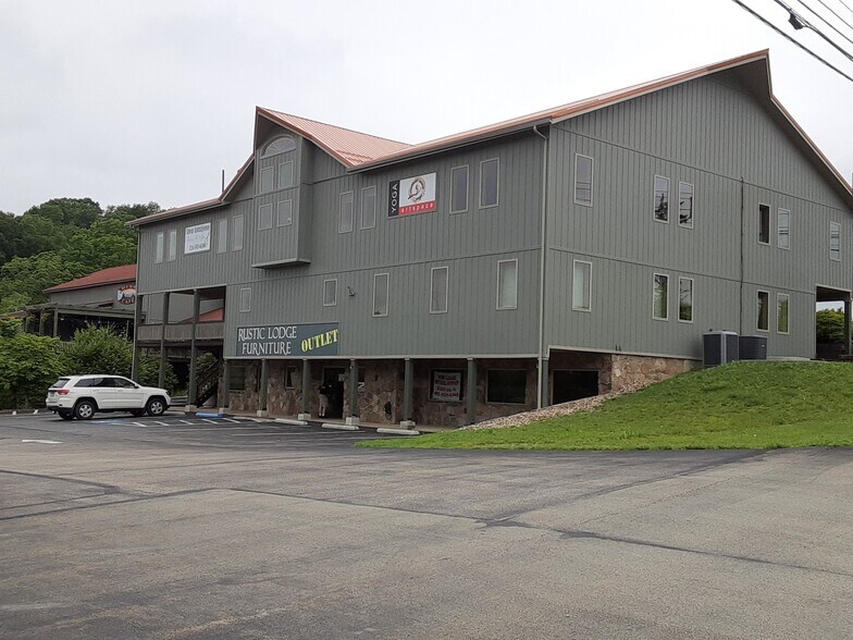 3782 Pa-31, Donegal, PA à louer - Photo de l’immeuble – Image 1 sur 6