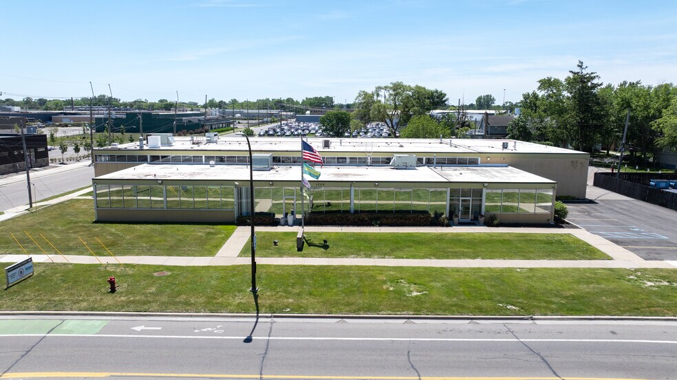 Garden Fresh (HQ) – Ferndale, MI portefeuille de 4 biens à vendre sur LoopNet.fr - Photo de l’immeuble – Image 2 sur 16