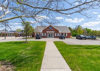Plus de détails pour 3754 Rochester Rd, Troy, MI - Local commercial à louer