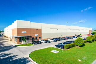 Plus de détails pour 5410 Dietrich Rd, San Antonio, TX - Industriel/Logistique à louer