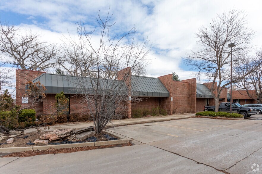 1750 Pierce St, Lakewood, CO à louer - Photo de l’immeuble – Image 2 sur 7