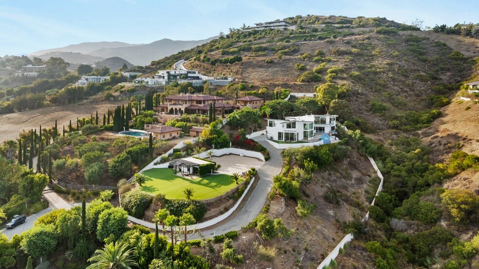 6380 Meadows Ct, Malibu, CA à louer - Aérien – Image 2 sur 37