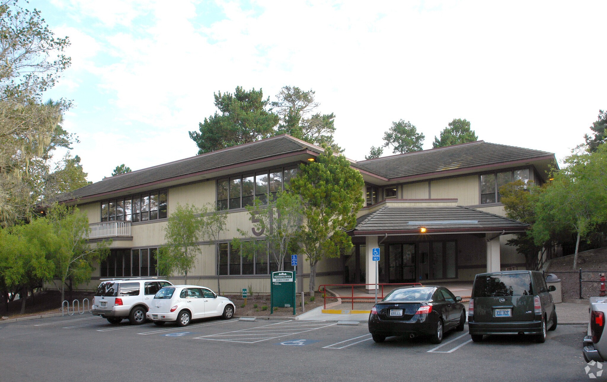 511 Forest Lodge Rd, Pacific Grove, CA à vendre Photo principale– Image 1 sur 2